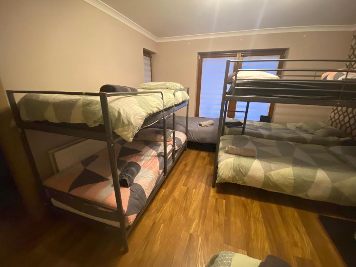 Dublin Airport Big Rooms With Bathroom Outside Room - Kitchen Only 7 Days Reservation Kültér fotó