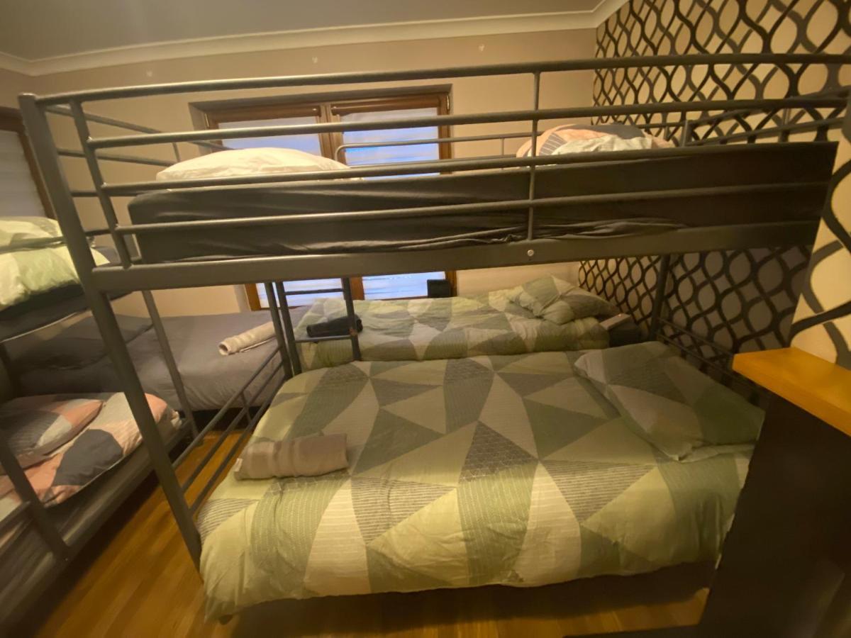 Dublin Airport Big Rooms With Bathroom Outside Room - Kitchen Only 7 Days Reservation Kültér fotó