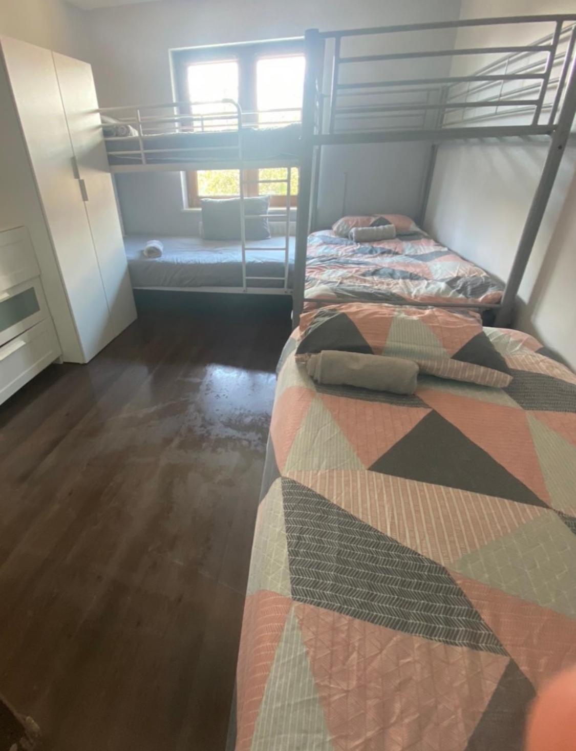 Dublin Airport Big Rooms With Bathroom Outside Room - Kitchen Only 7 Days Reservation Kültér fotó